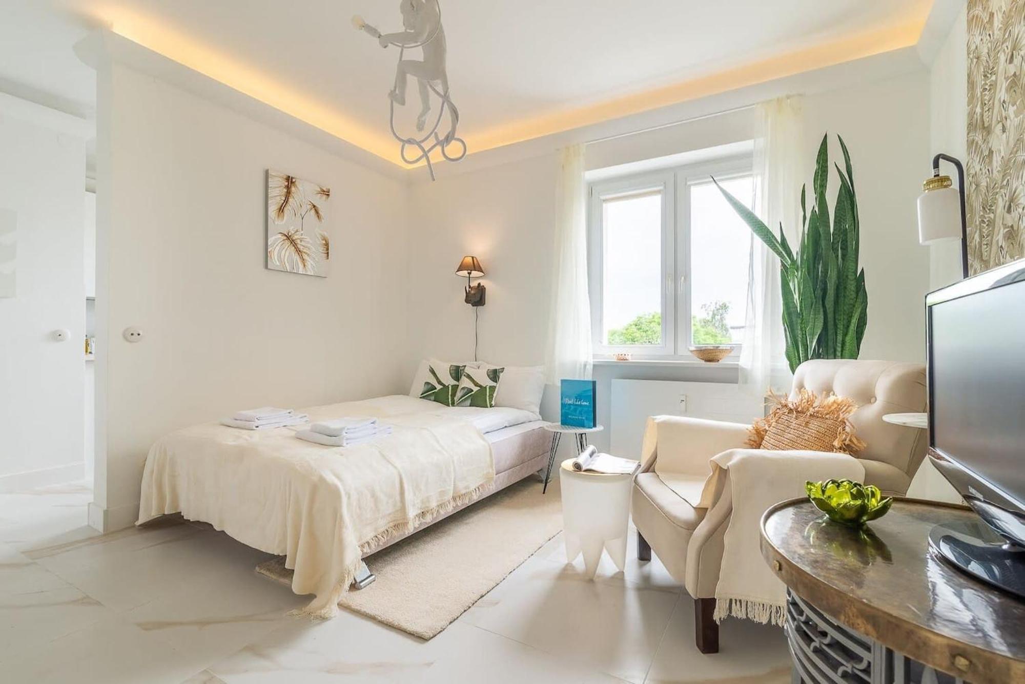 Plac Inwalidow 10 - Aesthetic Apartment By Noclegi Renters 바르샤바 외부 사진